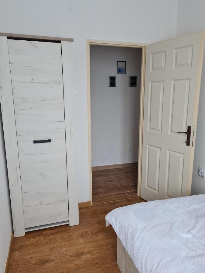 Dddd Apartament Cavnic Dış mekan fotoğraf