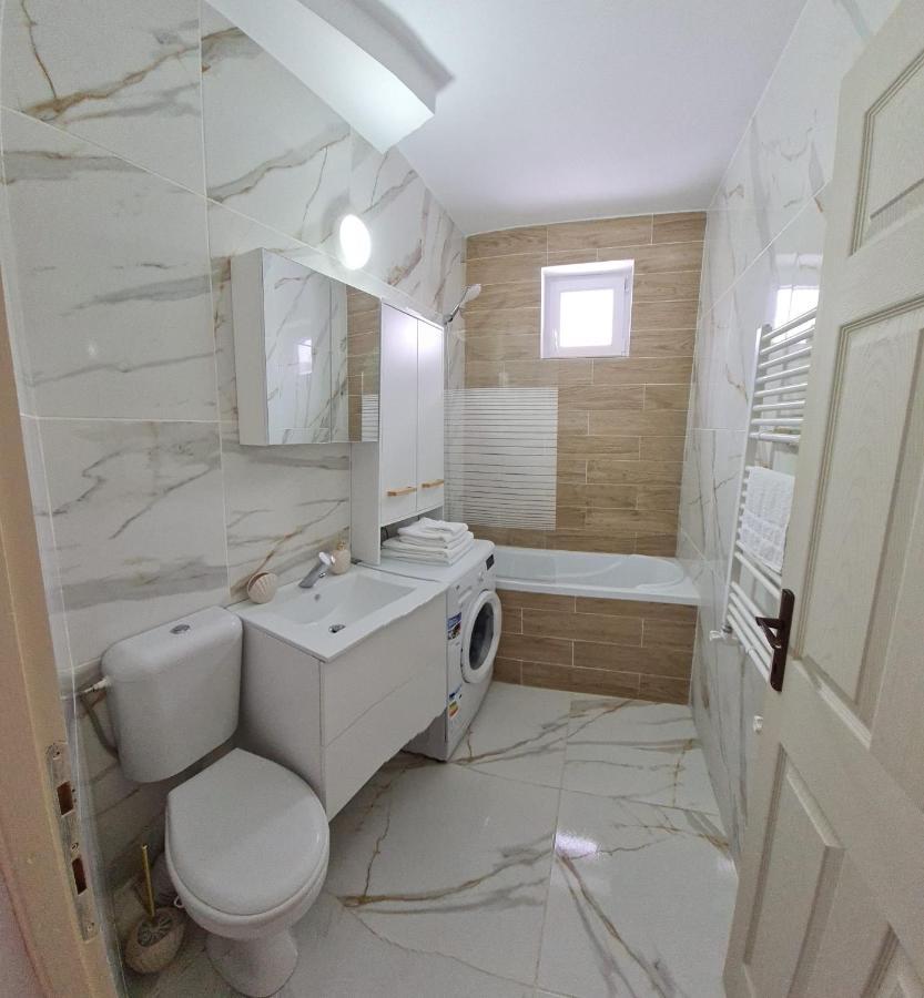 Dddd Apartament Cavnic Dış mekan fotoğraf